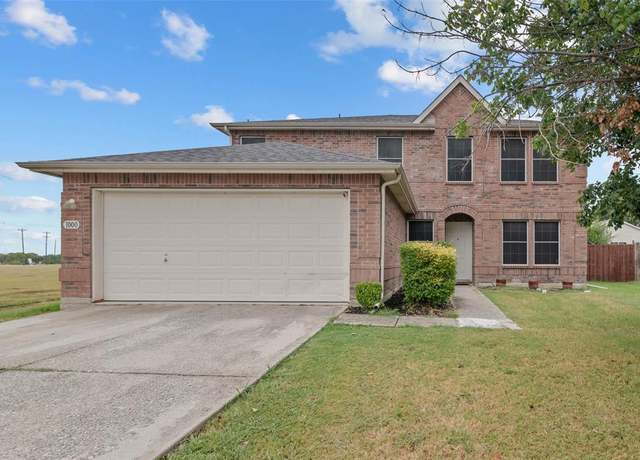 Property at 1000 Lake Trail Dr, Little Elm, TX 75068, 4 beds, 2.5 baths