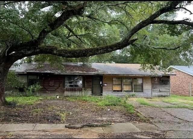 Property at 7208 Brandtway St, Shreveport, LA 71108, 3 beds, 1 bath