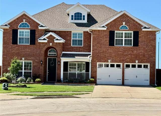 Property at 8520 Pinewood Dr, Fort Worth, TX 76123, 4 beds, 3.5 baths