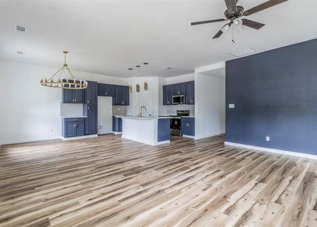 Property at 1014 Trinity St, Cleburne, TX 76031, 4 beds, 2 baths