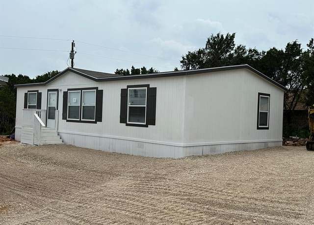 Property at 917 Arkansas River Dr, Granbury, TX 76048, 3 beds, 2 baths