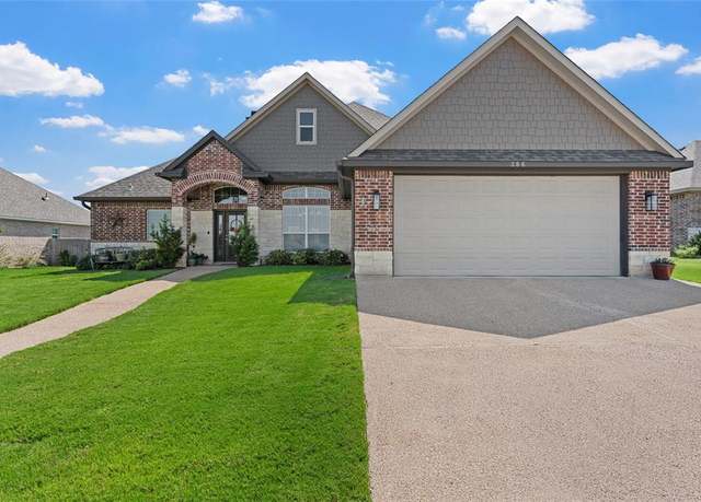Property at 386 Frederick Dr, Robinson, TX 76706, 4 beds, 3 baths