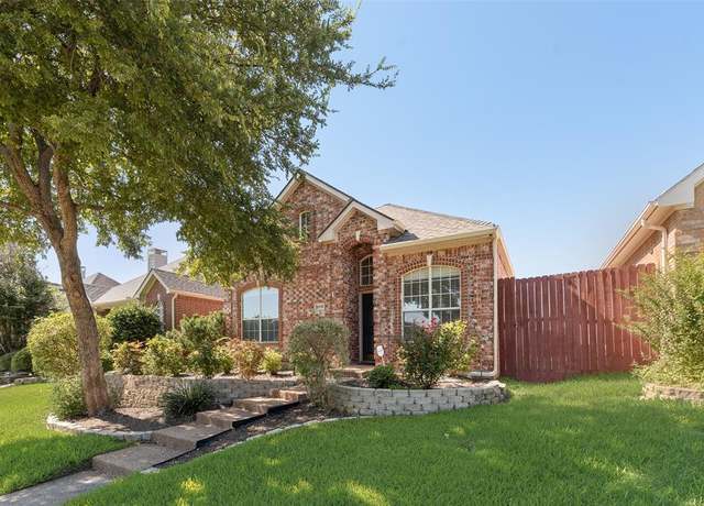 Property at 3032 Silver Springs Ln, Plano, TX 75025, 3 beds, 2 baths