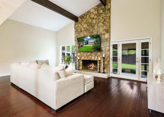 Property at 12208 Treeview Ln, Farmers Branch, TX 75234, 4 beds, 2 baths