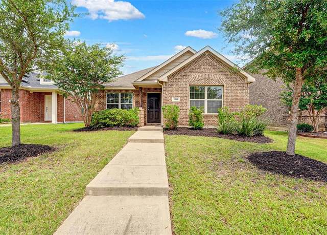 Property at 1304 Honeywood Ln, Royse City, TX 75189, 3 beds, 2 baths