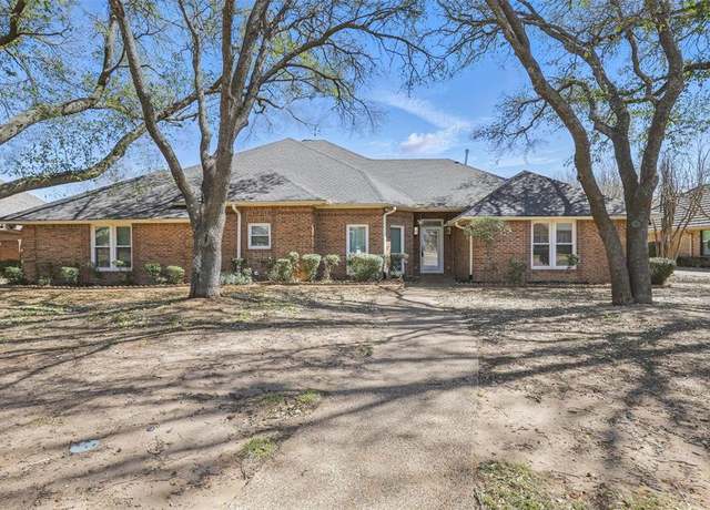Property at 605 Stoneridge Ct, Cleburne, TX 76033, 4 beds, 3 baths