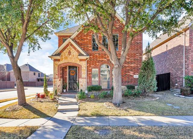 Property at 4321 Peregrine Way, Carrollton, TX 75010, 3 beds, 2.5 baths