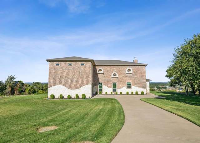 Property at 1909 Mount Mckinley Pl, Cedar Hill, TX 75104, 5 beds, 3 baths