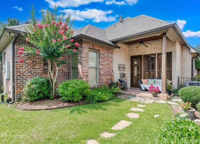 Property at 145 Carondelet Ct, Bossier City, LA 71111, 3 beds, 3 baths