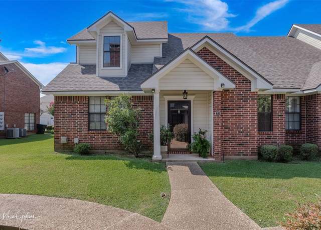 Property at 53 Meadow Creek Dr, Bossier City, LA 71111, 3 beds, 2.5 baths