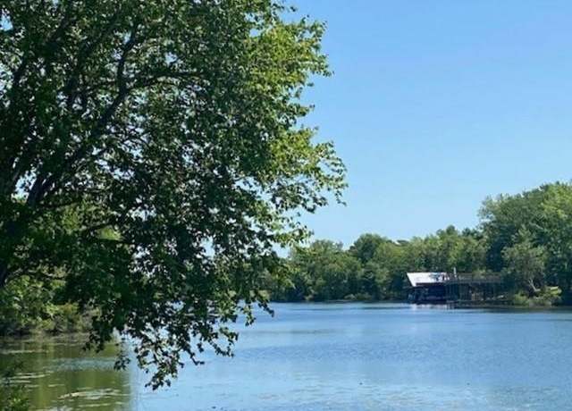 Property at 7140 Whispering Oaks Dr, Athens, TX 75752