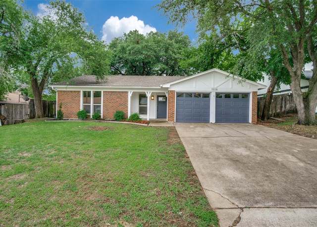 Property at 1508 Trammell Dr, Benbrook, TX 76126, 3 beds, 2 baths