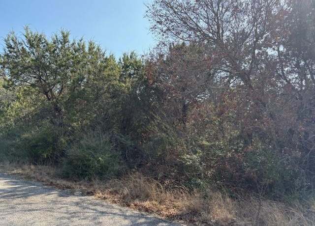 Property at 2801 Pinoak St, Granbury, TX 76048