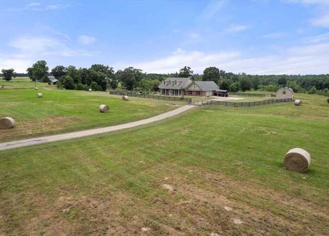 Property at 274 CR 3230 SW #3230, Winnsboro, TX 75494, 4 beds, 2.5 baths