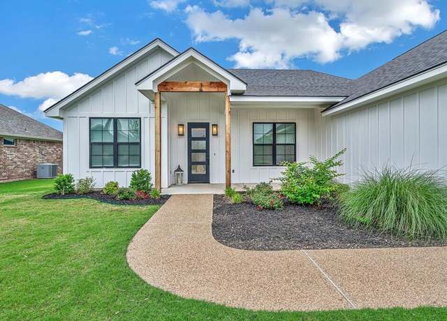 Property at 10312 T Bury Ln, Waco, TX 76708, 3 beds, 2 baths