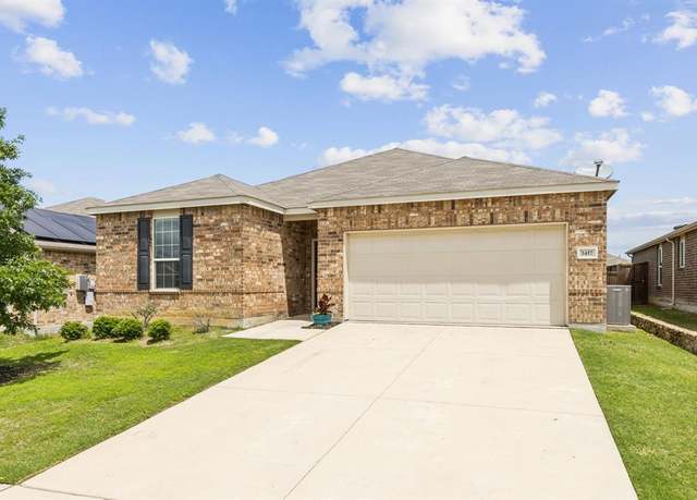 Property at 1417 Vernon Dr, Aubrey, TX 76227, 3 beds, 2 baths