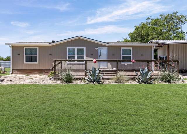 Property at 3333 Speegle Rd, Woodway, TX 76712, 3 beds, 2 baths