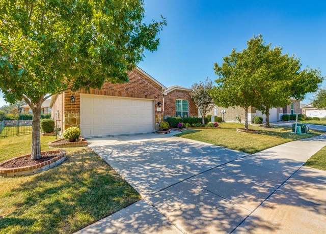 Property at 7025 Marsalis Ln, Frisco, TX 75036, 3 beds, 2 baths