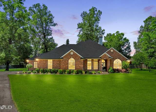 Property at 309 Slate Cir, Haughton, LA 71037, 4 beds, 2.5 baths