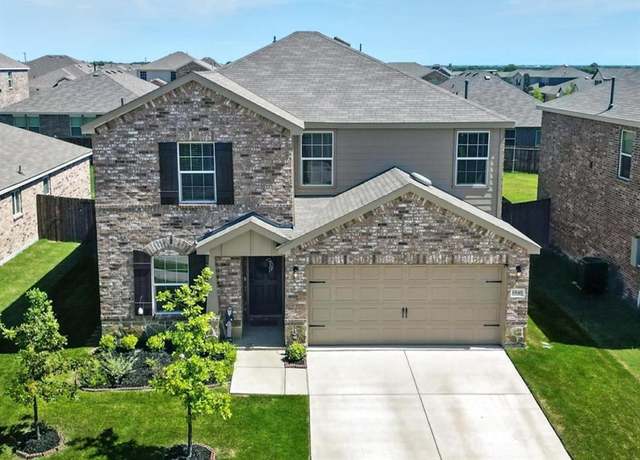 Property at 1945 Huisache St, Royse City, TX 75189, 4 beds, 3 baths