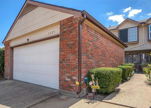 Property at 3229 Whatley Dr, Garland, TX 75043, 3 beds, 2.5 baths