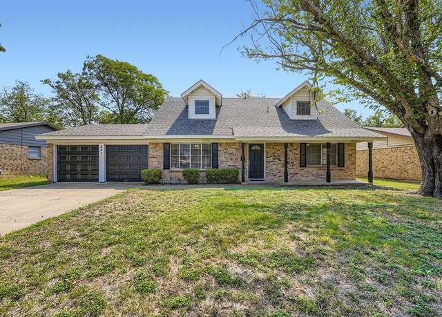 Property at 241 Pimlico Way, Saginaw, TX 76179, 4 beds, 2 baths