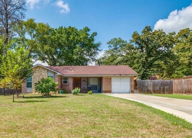 Property at 7423 Hillstar Cir, Dallas, TX 75217, 3 beds, 1.5 baths