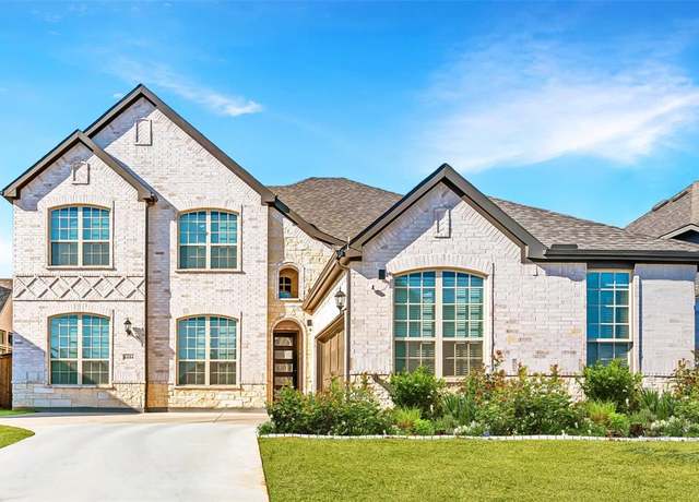 Property at 4104 Willow Grove Ave, Denton, TX 76210, 4 beds, 3 baths