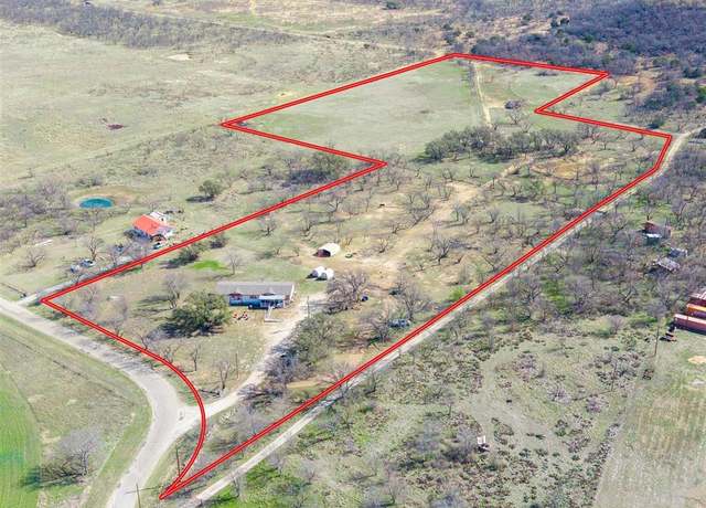 Property at 7500 County Road 105, Brownwood, TX 76801, 4 beds, 2 baths