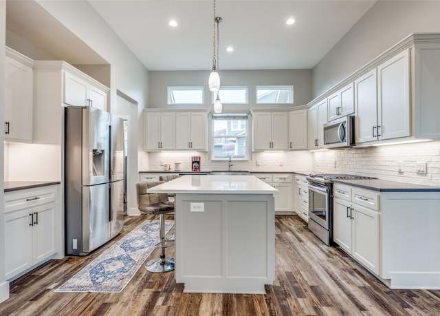 Property at 407 Sonoma Ct, Sherman, TX 75092, 3 beds, 2 baths