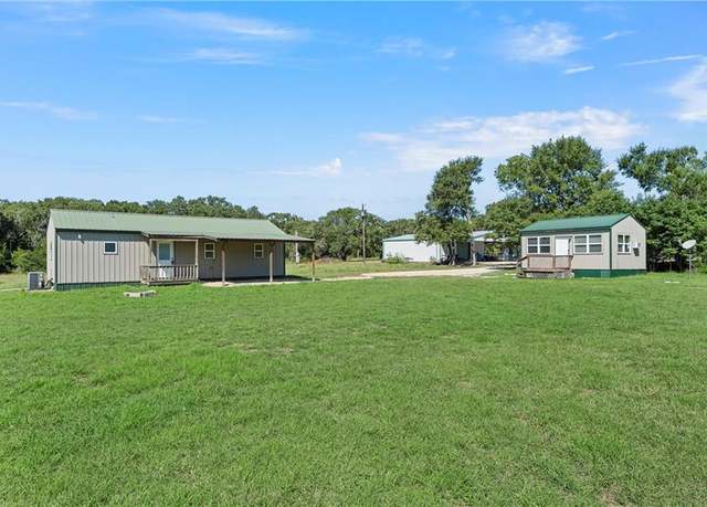 Property at 995 Satin Rd, Golinda, TX 76632, 3 beds, 1 bath