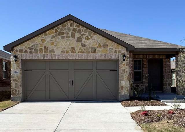 Property at 1433 Canongate Dr, Crandall, TX 75114, 3 beds, 2 baths