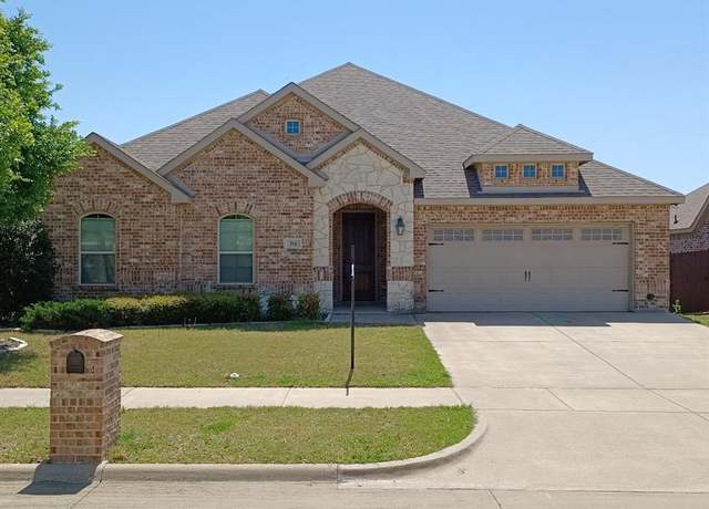 Property at 316 Haven Rd, Waxahachie, TX 75165, 4 beds, 2 baths