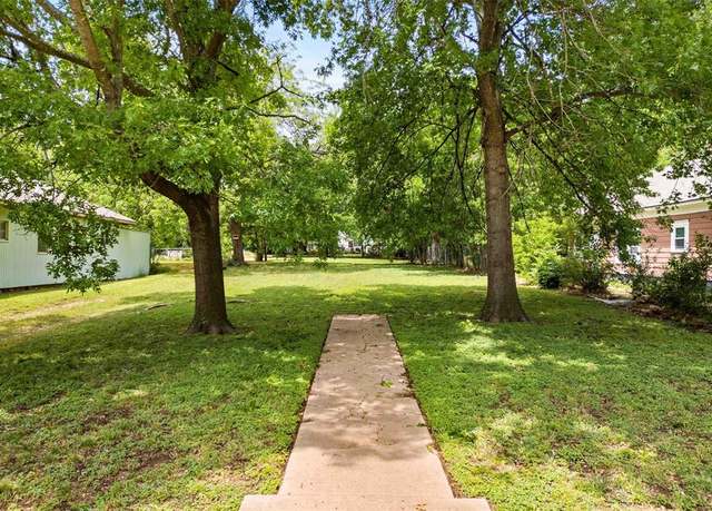 Property at 1207 Brook Ave, Waco, TX 76708