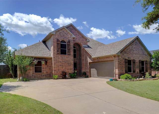 Property at 6008 Thistle Way, Denton, TX 76210, 4 beds, 2.5 baths