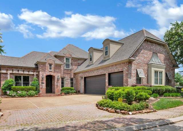 Property at 105 Esplanade Ct, Bossier City, LA 71111, 4 beds, 3.5 baths