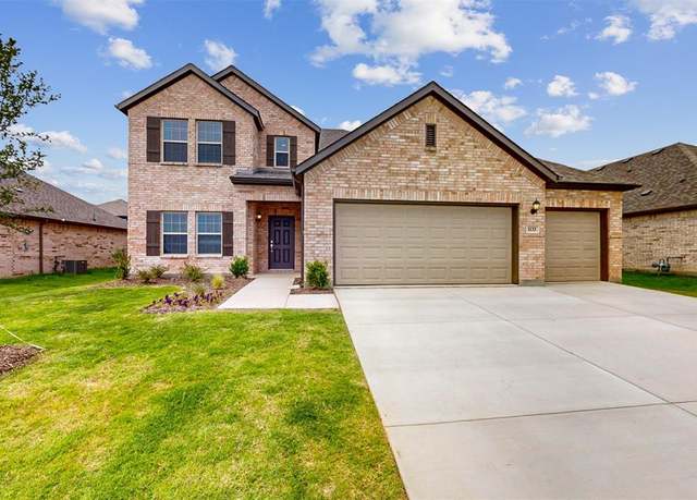 Property at 1133 Chandler Dr, Crowley, TX 76036, 5 beds, 3 baths