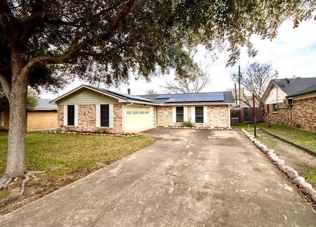 Property at 1532 Valley Trl, Mesquite, TX 75149, 3 beds, 2 baths