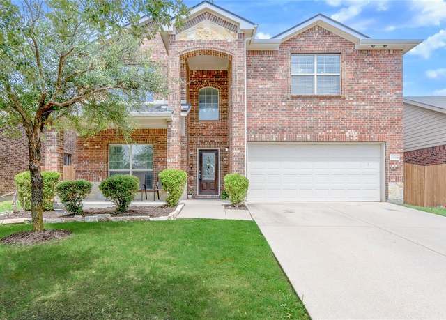 Property at 2026 Sterling Gate Dr, Heartland, TX 75126, 5 beds, 3 baths