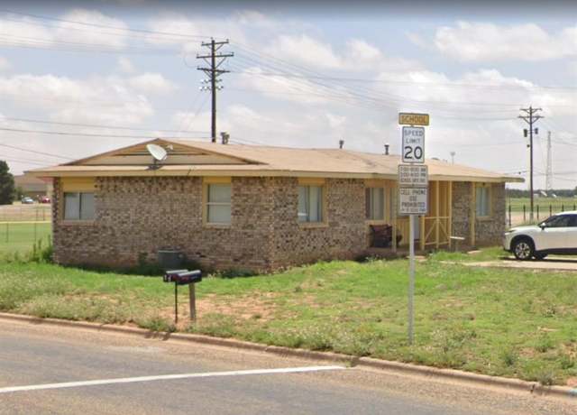 Property at 1004 N Ballard St, Brownfield, TX 79316, 4 beds, 2 baths
