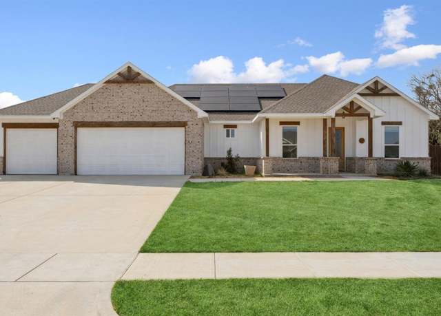 Property at 417 N College St, Pilot Point, TX 76258, 3 beds, 2 baths