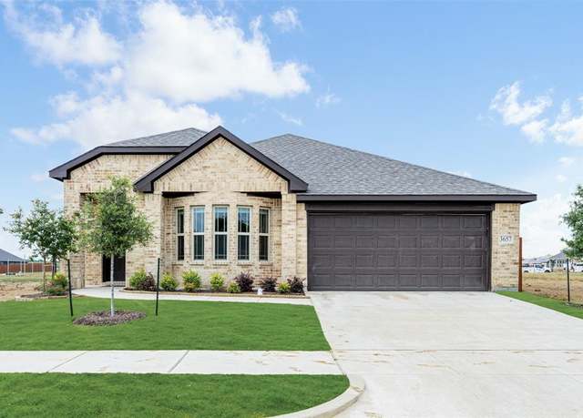 Property at 3657 Jordan Way, Kaufman, TX 75142, 3 beds, 2 baths
