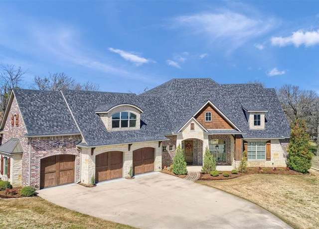 Property at 3113 Bandera Dr, Sherman, TX 75092, 4 beds, 3.5 baths