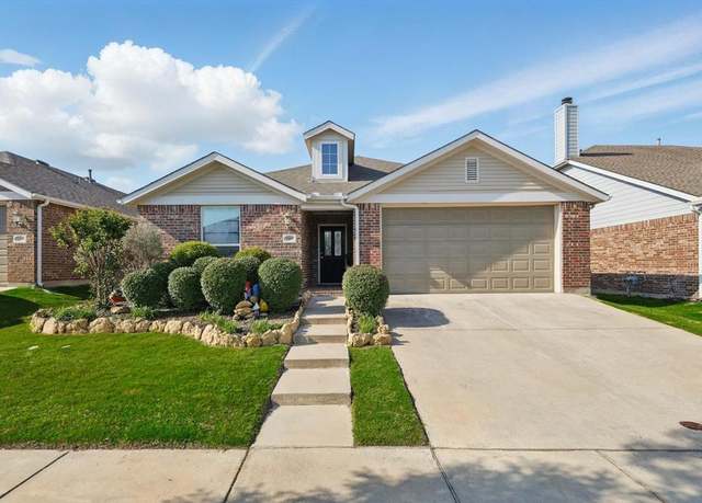 Property at 1900 6th St, Argyle, TX 76226, 4 beds, 3 baths