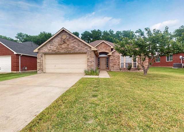 Property at 232 Cotton Wood Ct, Rockwall, TX 75032, 3 beds, 2 baths