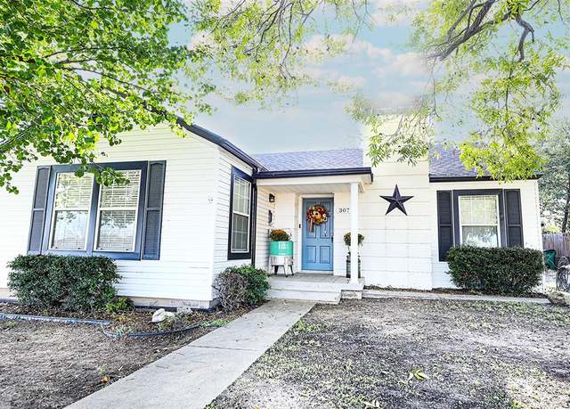 Property at 307 Rock St, Bowie, TX 76230, 3 beds, 2 baths