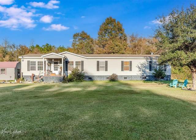 Property at 7421 Henderson Gin Rd, Shreveport, LA 71107, 4 beds, 2 baths