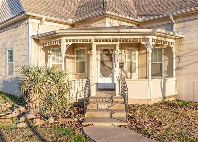 Property at 101 N 7th St, Krum, TX 76249, 3 beds, 2 baths