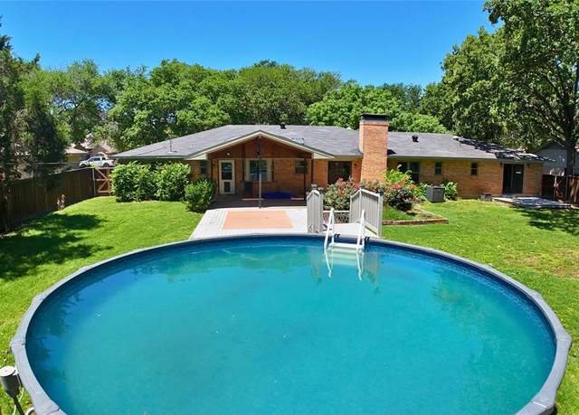 Property at 17535 Country Club Dr, Kemp, TX 75143, 3 beds, 2 baths