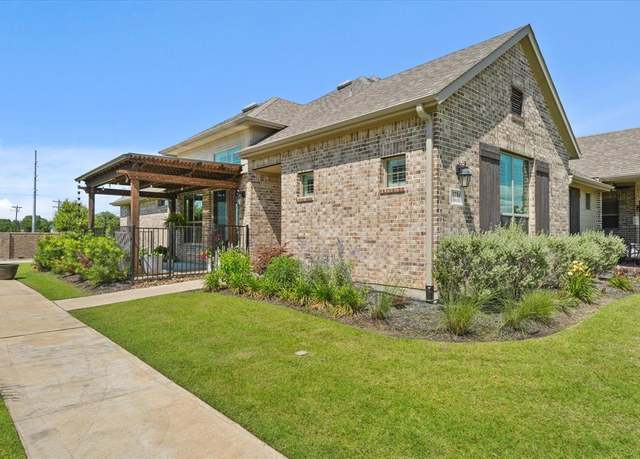 Property at 2704 Applewood Way, Wylie, TX 75098, 2 beds, 2 baths